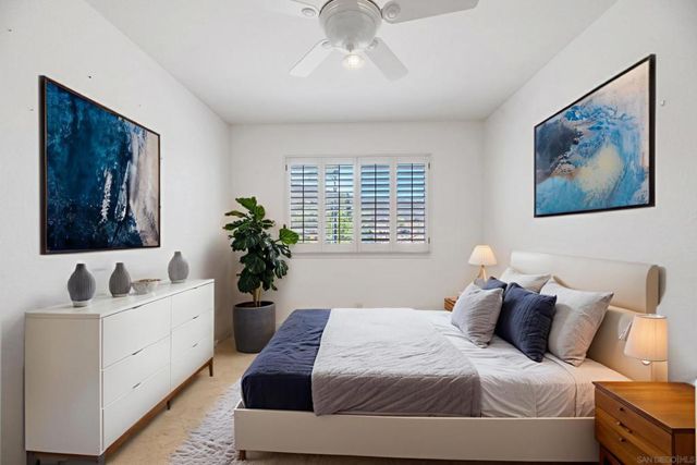 11721 Treadwell Dr, Poway, CA 92064