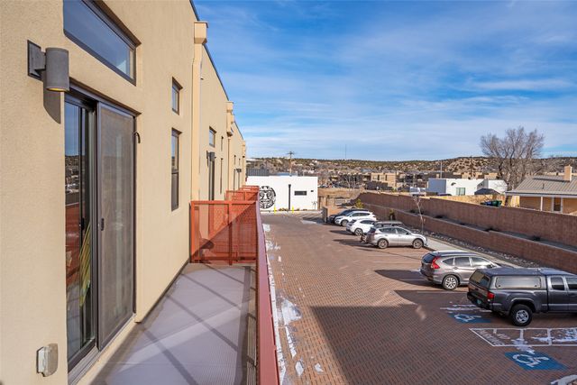 1109 Paseo Corazon 5, Santa Fe, NM 87507