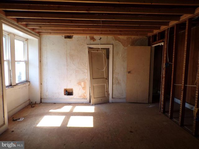 5125 NEWHALL ST, Philadelphia, PA 19144