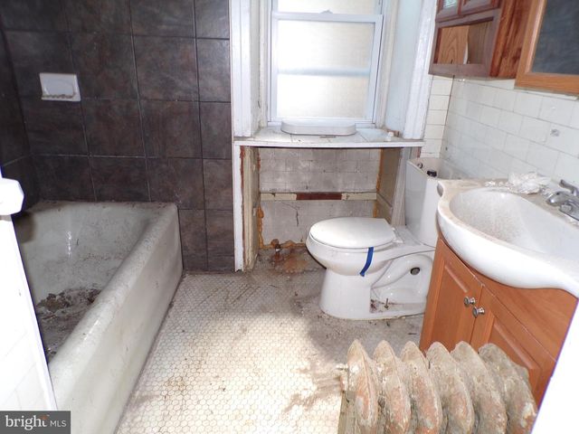 5125 NEWHALL ST, Philadelphia, PA 19144