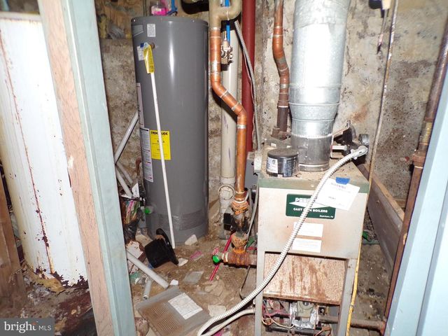 5125 NEWHALL ST, Philadelphia, PA 19144