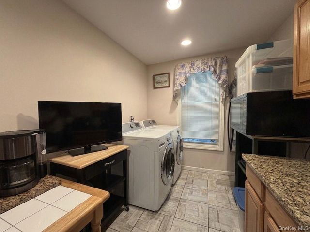 8520 90th Street, Woodhaven, NY 11421