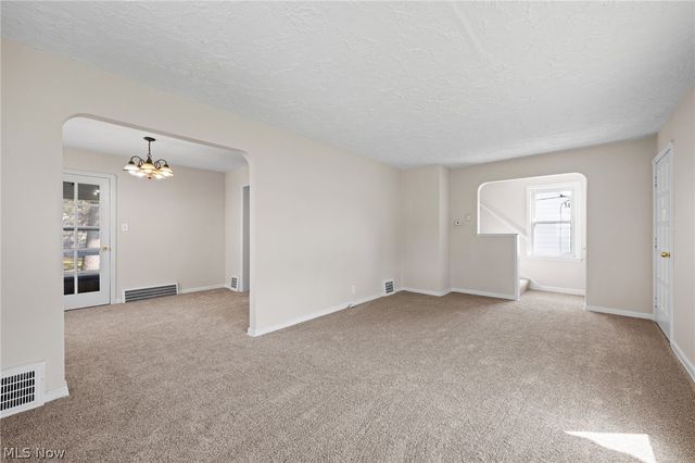 21391 Westport Avenue, Euclid, OH 44123