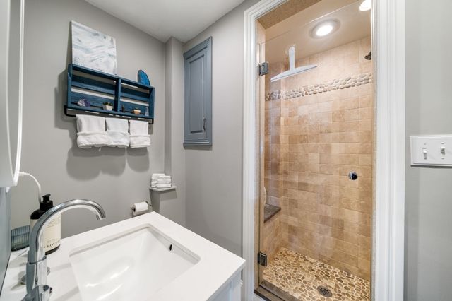 84 Prince St 5B, Boston, MA 02113