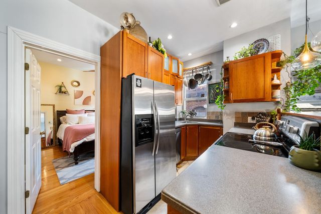 84 Prince St 5B, Boston, MA 02113