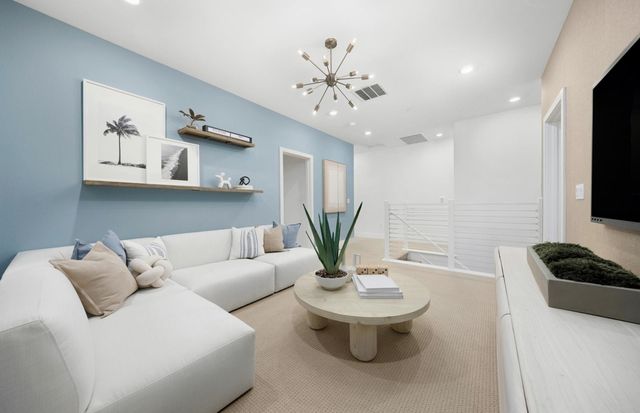 373 373 E Beatrice Avenue, Mountain House, CA 95391