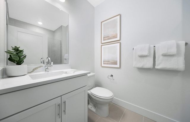 373 373 E Beatrice Avenue, Mountain House, CA 95391