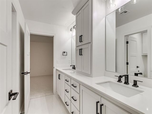 3608 Vintage Creek Drive, Norman, OK 73069