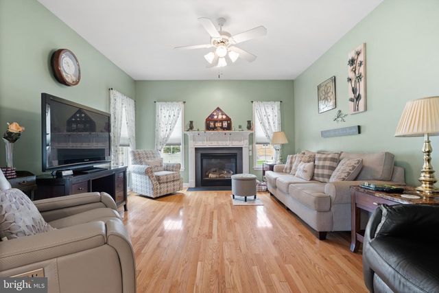 158 MAIN ST, Northampton, PA 18067