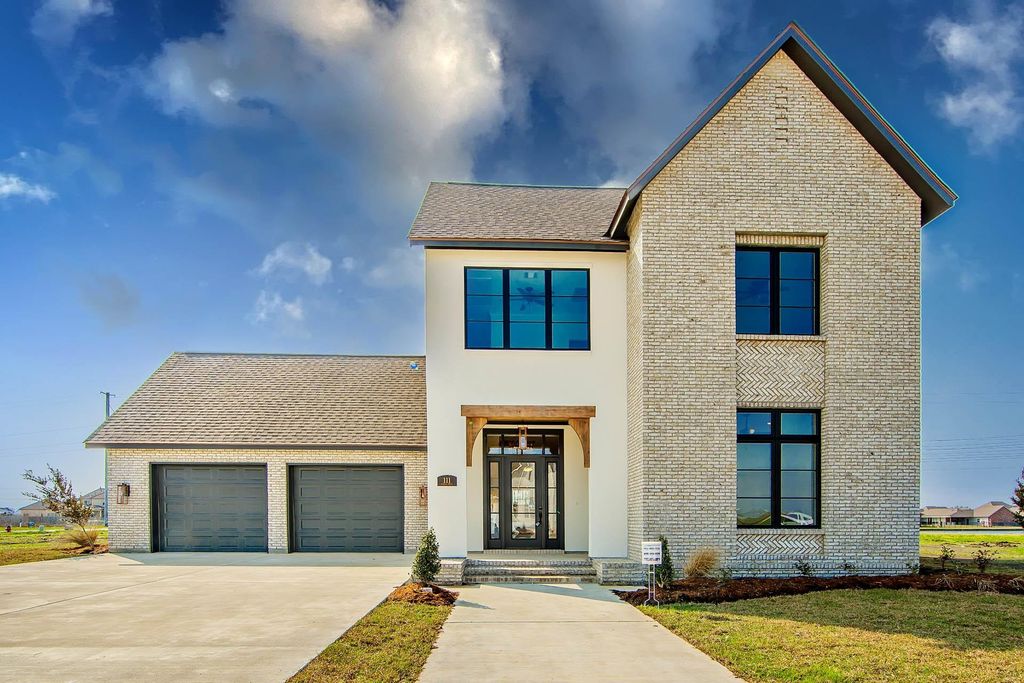 111 Stella Drive, Thibodaux, LA 70301