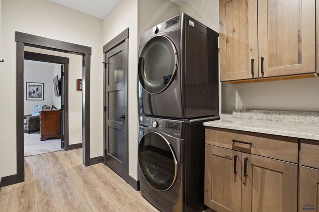 6621 GREEN MOUNTAIN CT, Spearfish, SD 57783