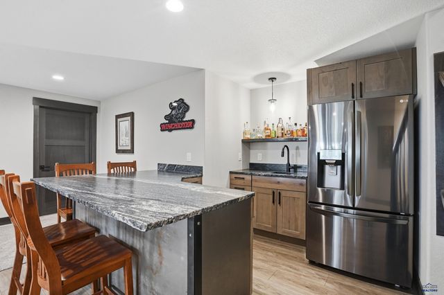 6621 GREEN MOUNTAIN CT, Spearfish, SD 57783