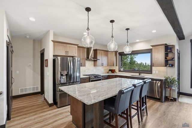 6621 GREEN MOUNTAIN CT, Spearfish, SD 57783