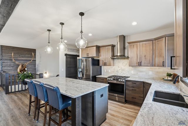 6621 GREEN MOUNTAIN CT, Spearfish, SD 57783