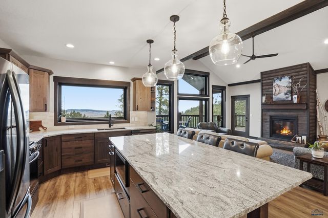 6621 GREEN MOUNTAIN CT, Spearfish, SD 57783