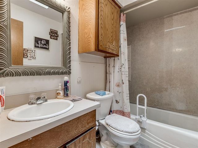 321 N Jefferson Avenue, Blanchard, OK 73010