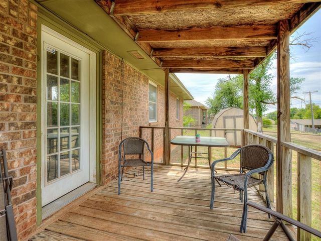 321 N Jefferson Avenue, Blanchard, OK 73010