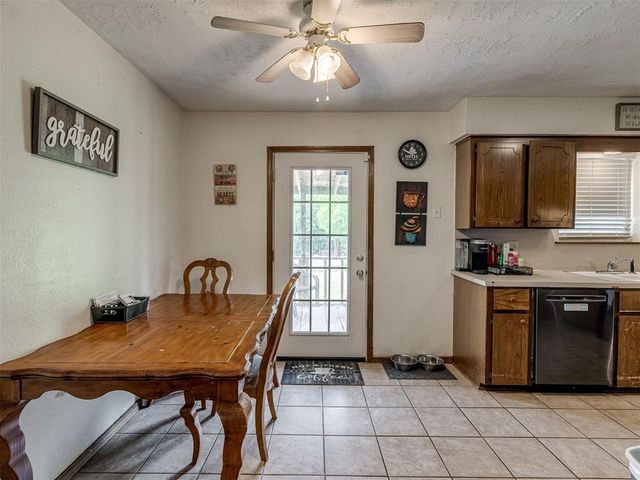 321 N Jefferson Avenue, Blanchard, OK 73010