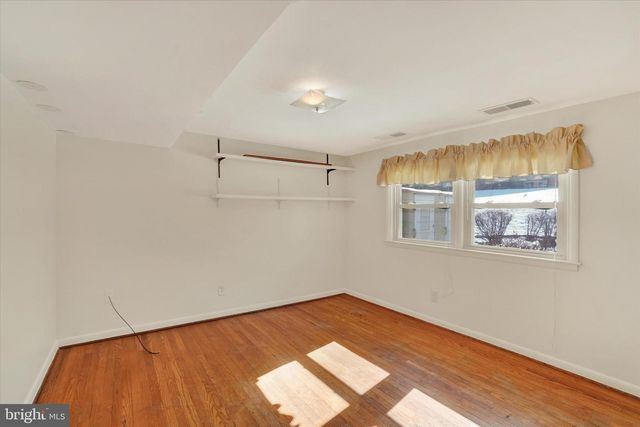 2670 RALEIGH DR, York, PA 17402