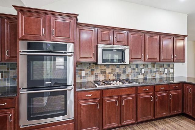 6806 Burning Bush, Sachse, TX 75048