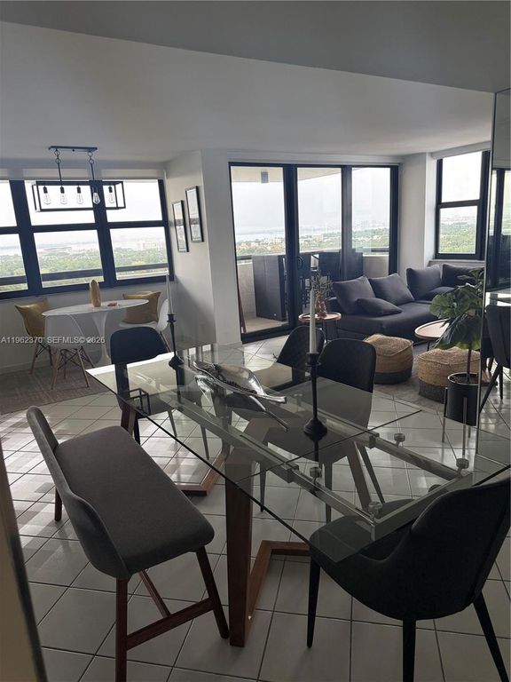 2555 Collins Ave 2402, Miami Beach, FL 33140