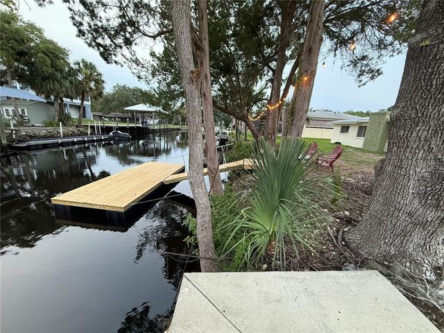 3930 N SEMINOLE POINT, Crystal River, FL 34428