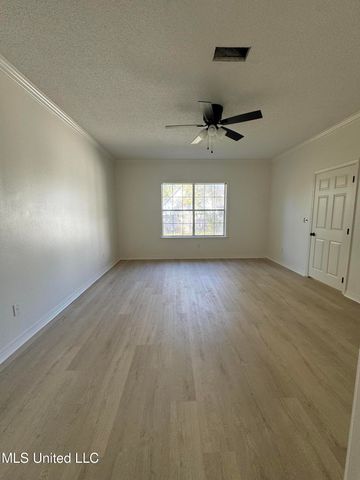 646 Koula Drive, Diamondhead, MS 39525