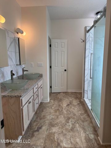 646 Koula Drive, Diamondhead, MS 39525