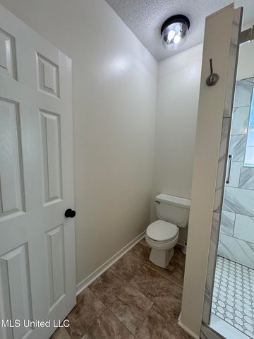 646 Koula Drive, Diamondhead, MS 39525