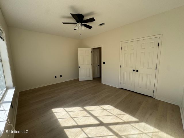 646 Koula Drive, Diamondhead, MS 39525