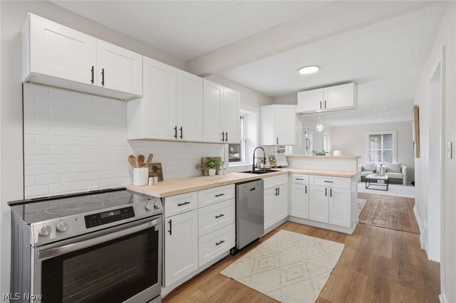 2313 23rd Street, Cuyahoga Falls, OH 44223