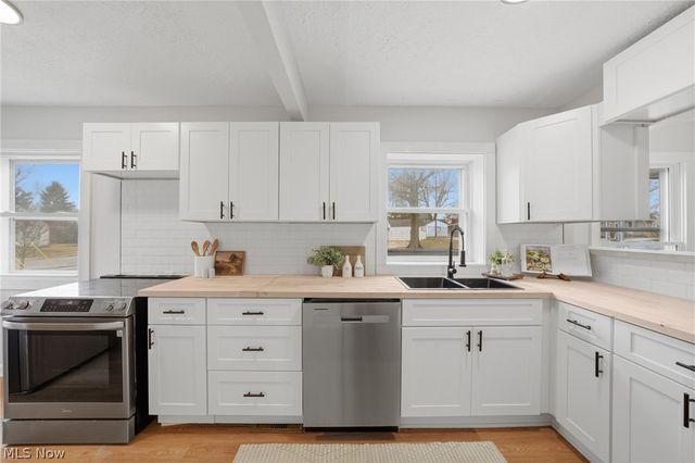 2313 23rd Street, Cuyahoga Falls, OH 44223