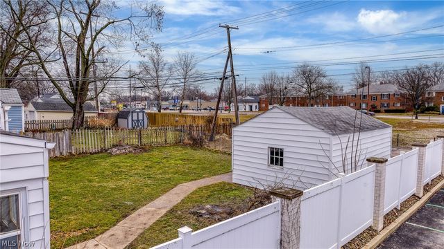 2313 23rd Street, Cuyahoga Falls, OH 44223