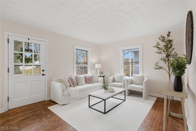 2313 23rd Street, Cuyahoga Falls, OH 44223