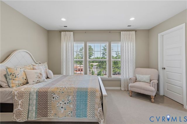 10414 Perennial Dr, Henrico, VA 23233