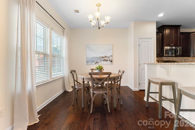 3525 Hornets Nest Way, Charlotte, NC 28208