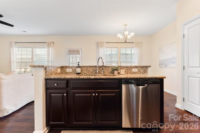 3525 Hornets Nest Way, Charlotte, NC 28208