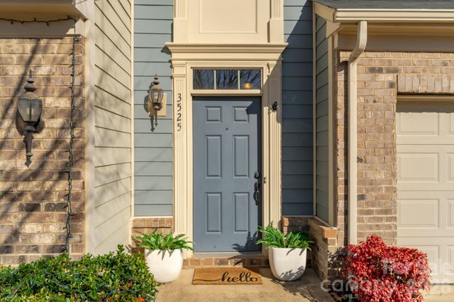 3525 Hornets Nest Way, Charlotte, NC 28208
