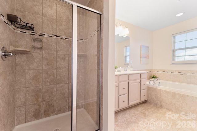 3525 Hornets Nest Way, Charlotte, NC 28208