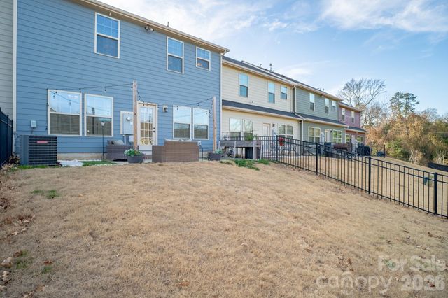 3525 Hornets Nest Way, Charlotte, NC 28208