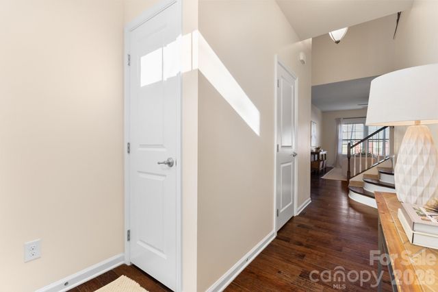 3525 Hornets Nest Way, Charlotte, NC 28208