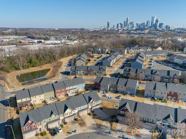 3525 Hornets Nest Way, Charlotte, NC 28208