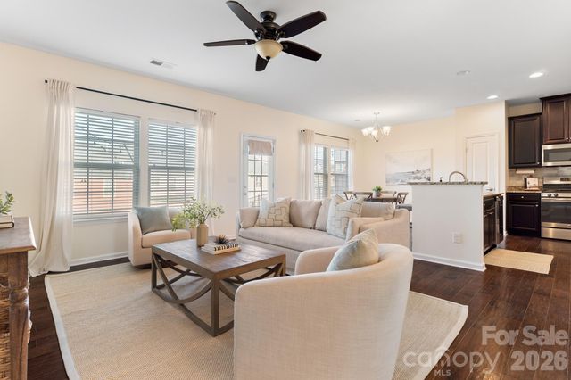 3525 Hornets Nest Way, Charlotte, NC 28208