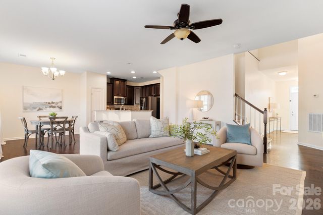 3525 Hornets Nest Way, Charlotte, NC 28208