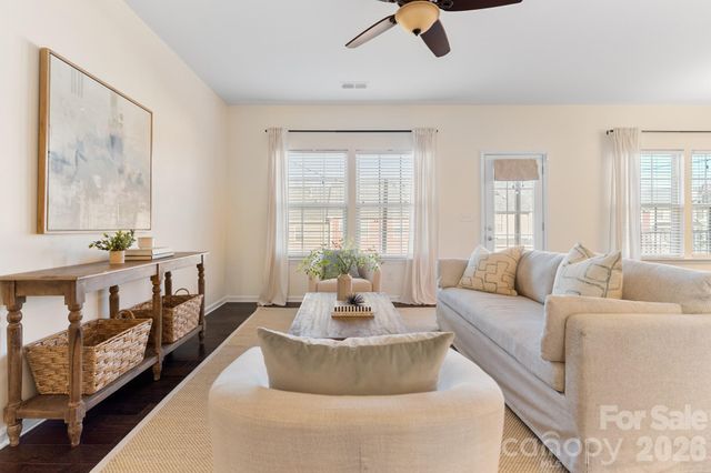 3525 Hornets Nest Way, Charlotte, NC 28208