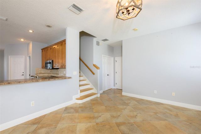 12206 CITRUS LEAF DRIVE, Gibsonton, FL 33534