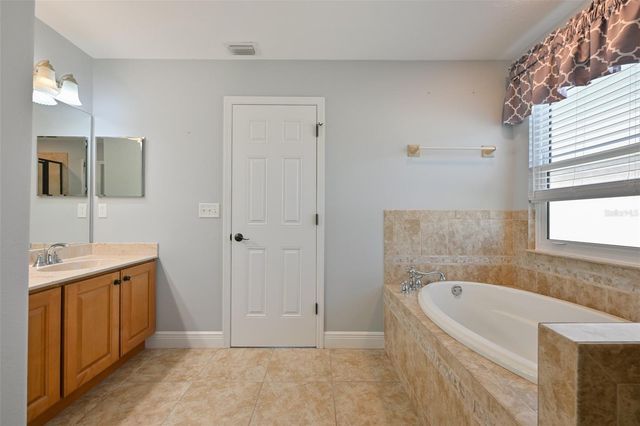 12206 CITRUS LEAF DRIVE, Gibsonton, FL 33534