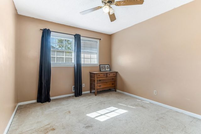 118 Wren Lane, Inman, SC 29349