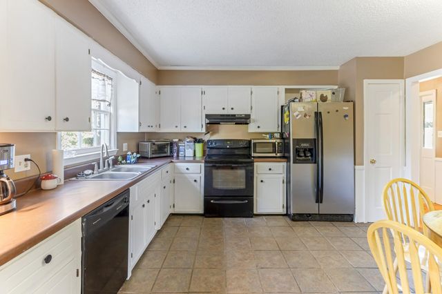 118 Wren Lane, Inman, SC 29349