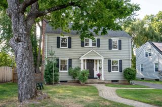 5 Farnham Road, West Hartford, CT 06119